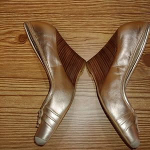 Jessica Simpson Ballet Wedges 8B.      U20